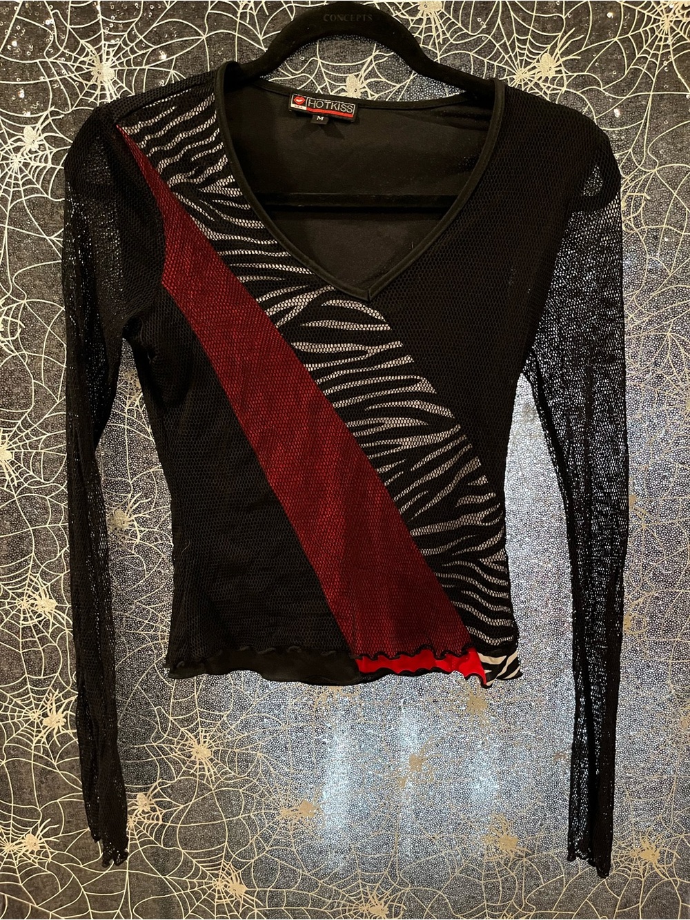 Hot Kiss Black and Red Sheer V‑Neck Long Sleeve Top